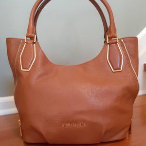 MICHAEL KORS VANESSA MEDIUM SHOULDER LEATHER TOTE
